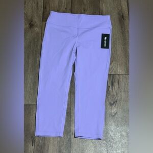 Peloton Lavender Capri Mid Rise Athletic Leggings Size M NWT